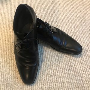 BLACK LEATHER DRESS SHOES